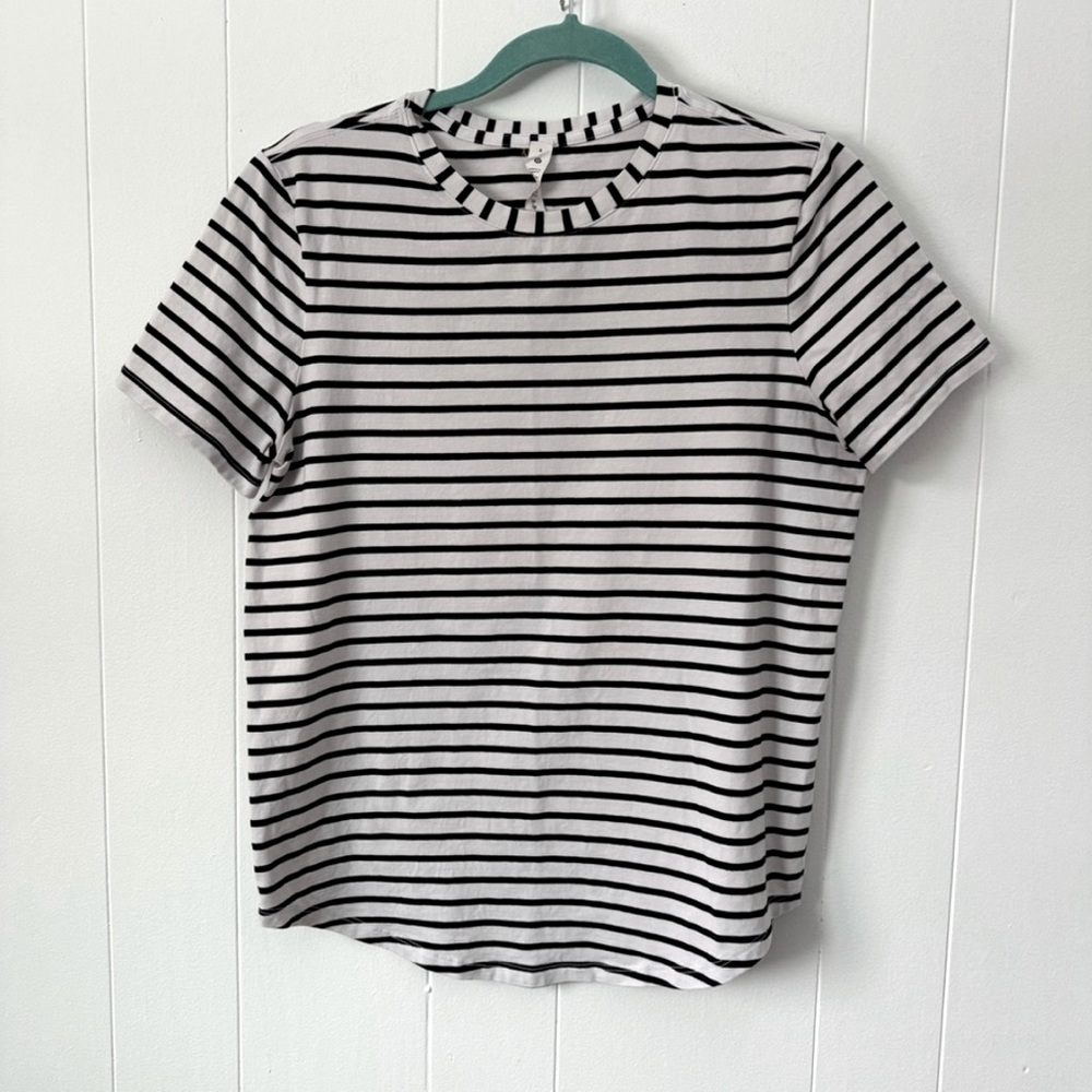 LULULEMON Love Crewneck T-Shirt in Yachtie Stripe White Black size 8